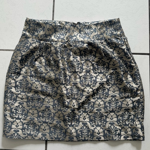 Urban Outfitters Kimchi Blue Blue and Gold Mini Skirt Size 2 - Picture 1 of 5